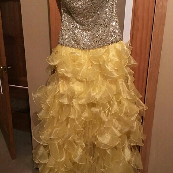 Sherri Hill Prom Dress