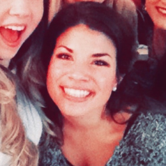 Meet your Posher, Claire