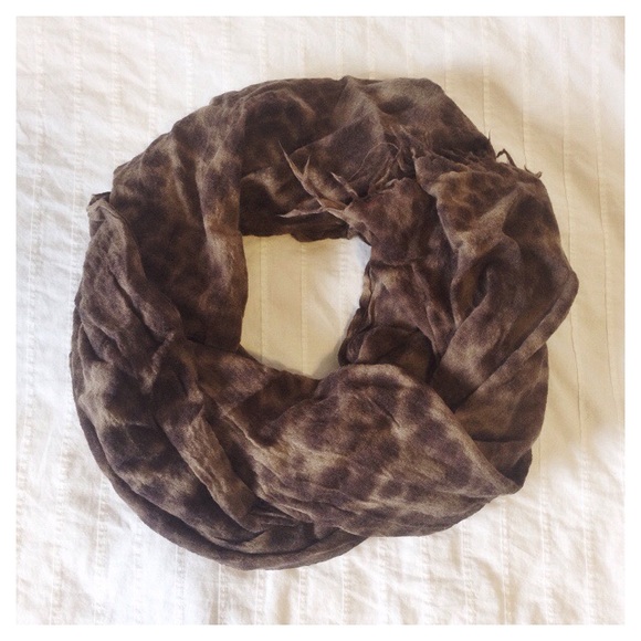 Wilfred Etoile Scarf