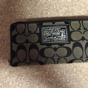 Coach wallet