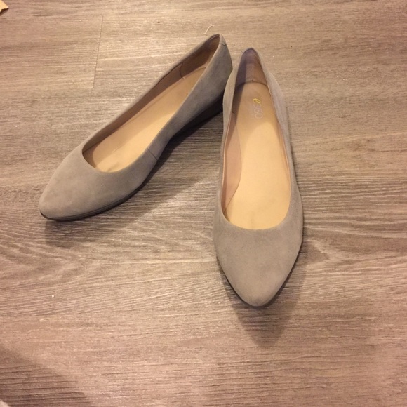 Easy Spirit Soft pointed flat shoes