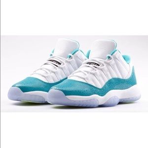 Nike Jordan 11s aqua low