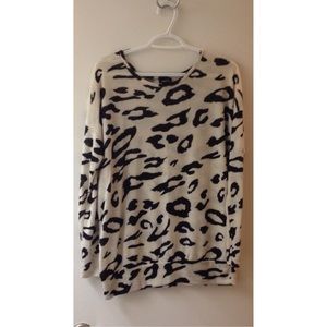 Drop Shoulder Leopard Print Sweater