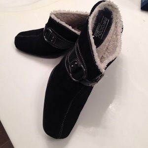 Black, suede open back shoes