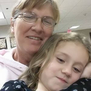 Meet your Posher, Sandra