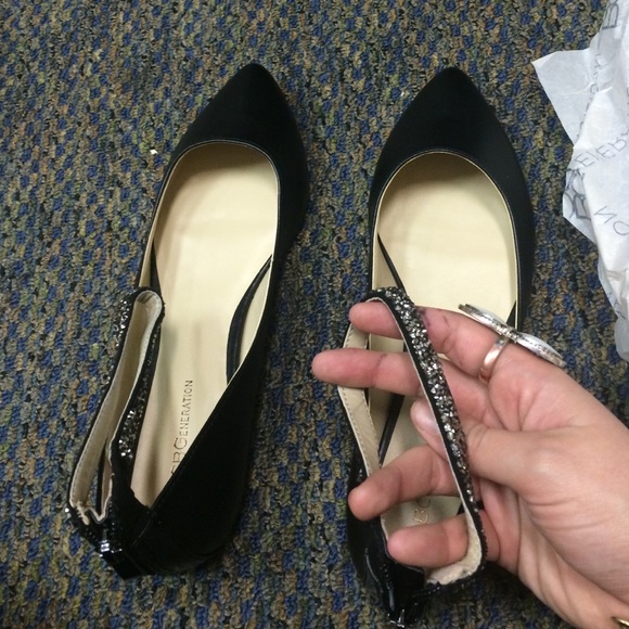 BCBGeneration Zupino Flats