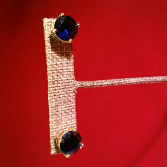 4 carat deep purple stone earrings