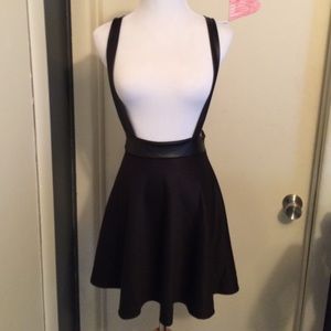 FOREVER 21 Suspender-Skirt