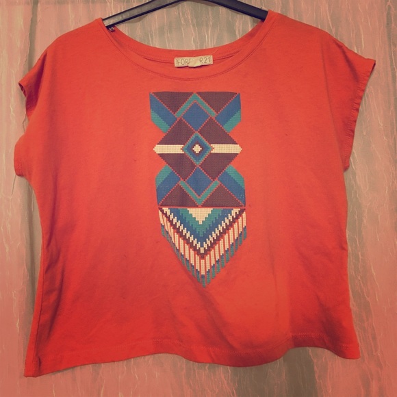 Boho forever 21 cropped tee in size small - Picture 1 of 3