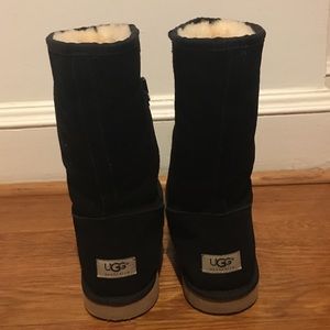 BRAND NEW UGG Boots!! Black with zippers. Size 9.