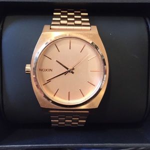 Rose gold Nixon watch