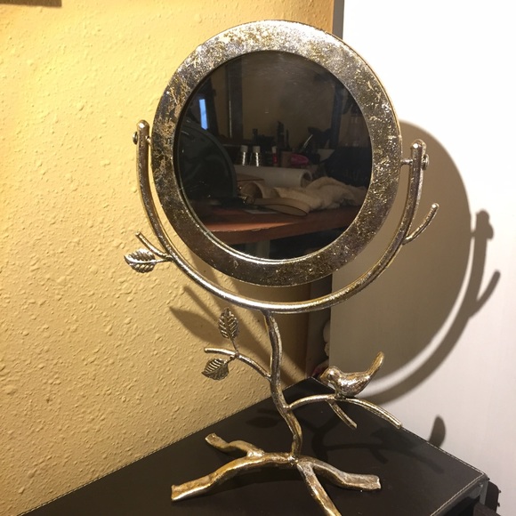 Vintage style mirror