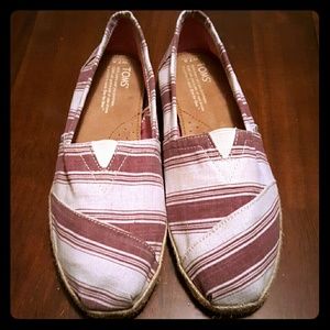 Toms 7.5 womans