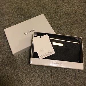 Calvin Klein Wristlet