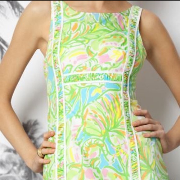 SOLD! EUC Elephant Ears Dress - Picture 2 of 3