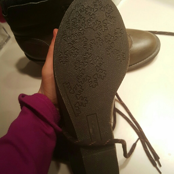 Union Bay boots - Picture 4 of 4