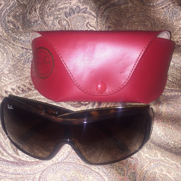 Ray-Ban Sunglasses