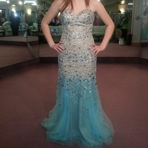 Prom dress size 4