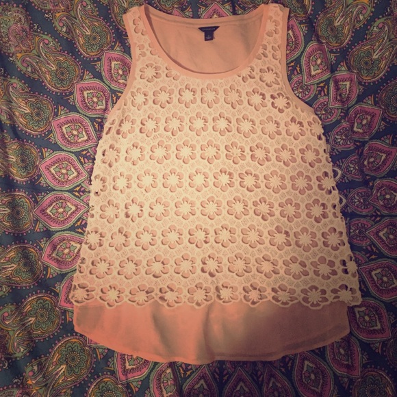 Ann Taylor Flower Design Crochet Top