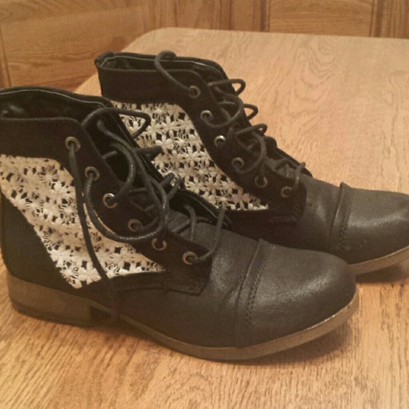 Black with white lace boots