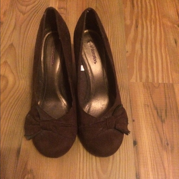 Brown wedges