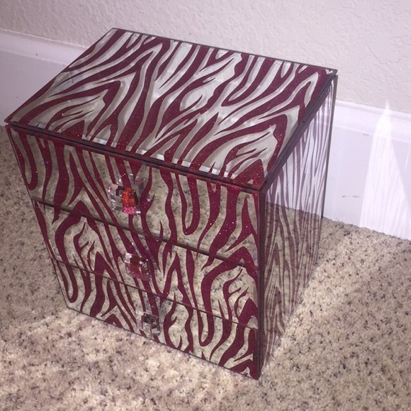 pink zebra striped jewelry/makeup box!