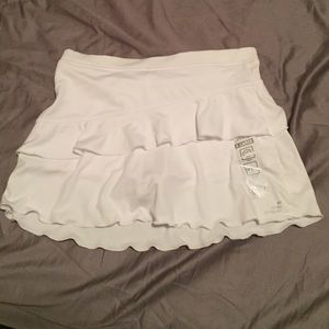 NWT white WORKOUT skirt (shorts)