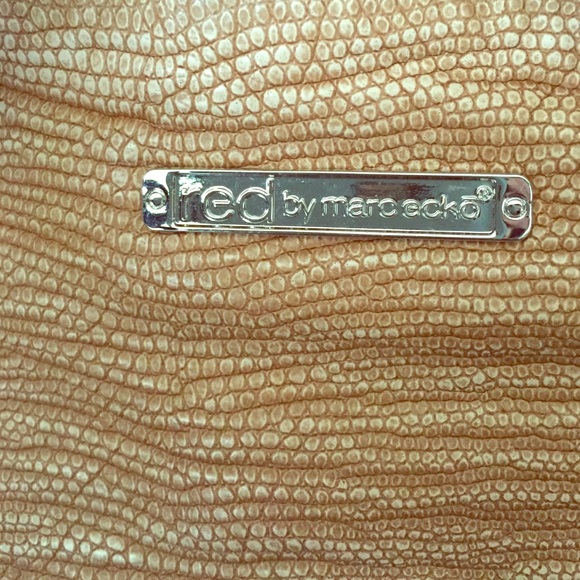 new red by marc ecko purse - dusk till dawn - Picture 1 of 4