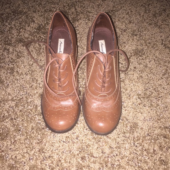 American eagle high heels