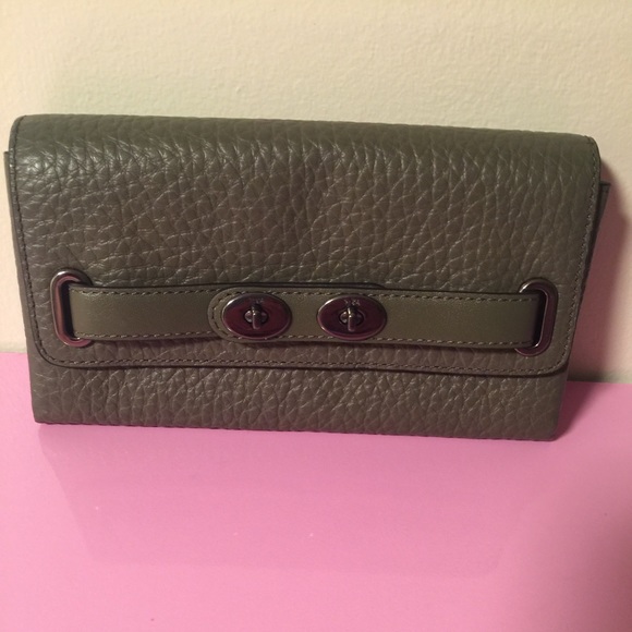Coach Wallet - Picture 1 of 4