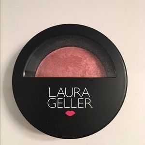 Brand new! Laura geller berry trifle blush