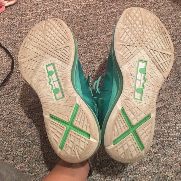 Lebron - Picture 3 of 4