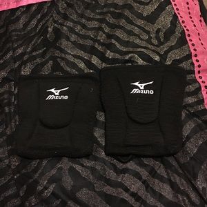 Mizuno volleyball knee pads