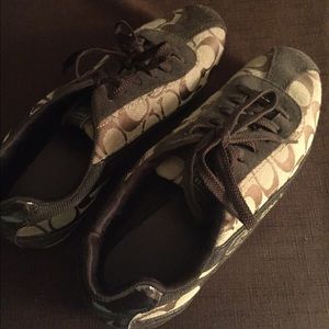 Logo Coach Shoes