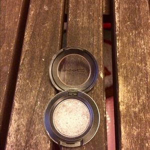 Like New Mac eyeshadow