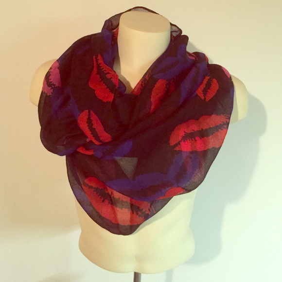 Scarf