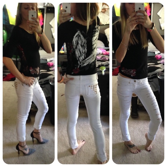 Boutique Denim - ☮HP☮Skinny Jeans with Gold Studs pocket
