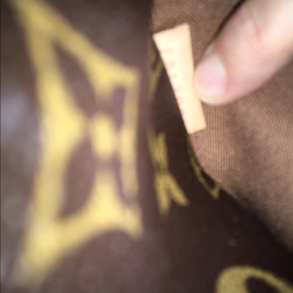 LV Totally PM MORE PIX