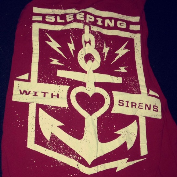 Sleeping with sirens tee