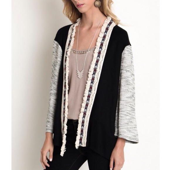 "Wallflower" Knit Colorblock Loose Cardigan - Picture 2 of 3