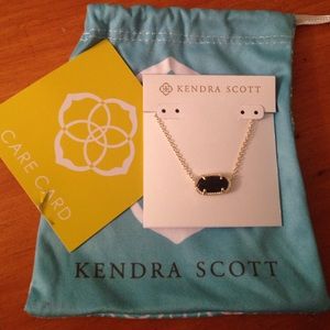 Kendra Scott necklace