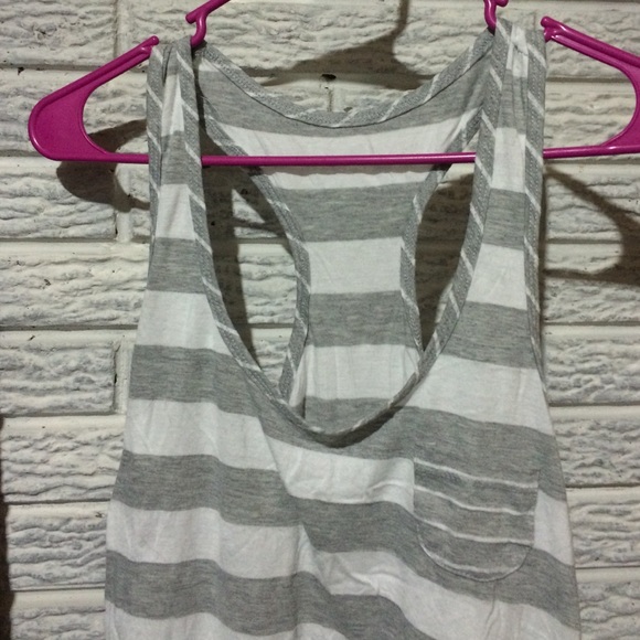 Tank top - Picture 3 of 3