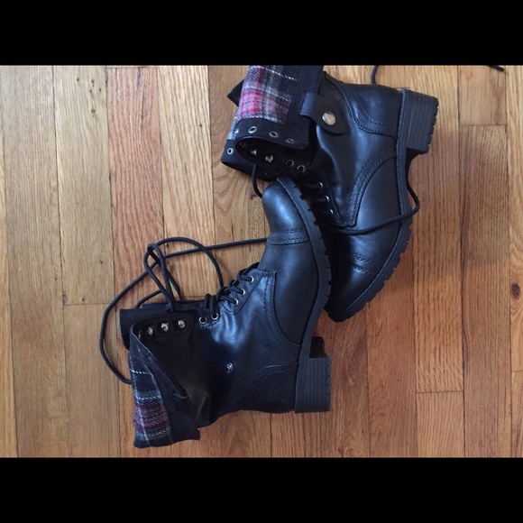 Combat boots size 8.5 BRAND NEW black