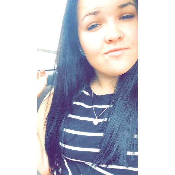 Meet your Posher, Rebecca