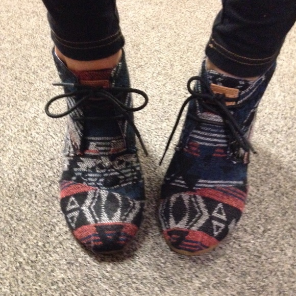 Wedge TOMS heels