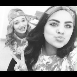 Meet your Posher, Kayla