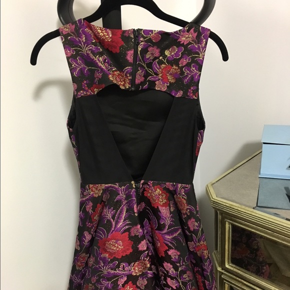 Alice & Olivia Foss bodice cutout back dress - Picture 3 of 3