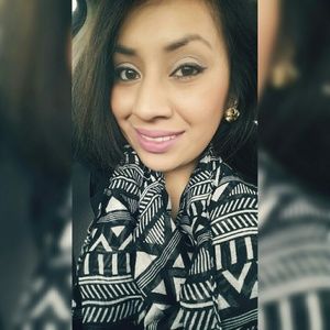Meet your Posher, Stephanie