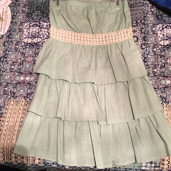 Strapless dress