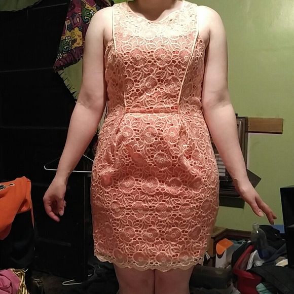 Jessica Simpson dress